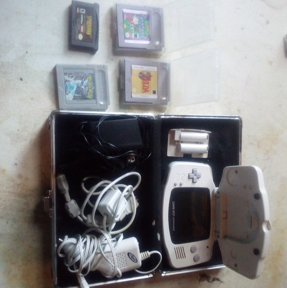 Nintendo advance
